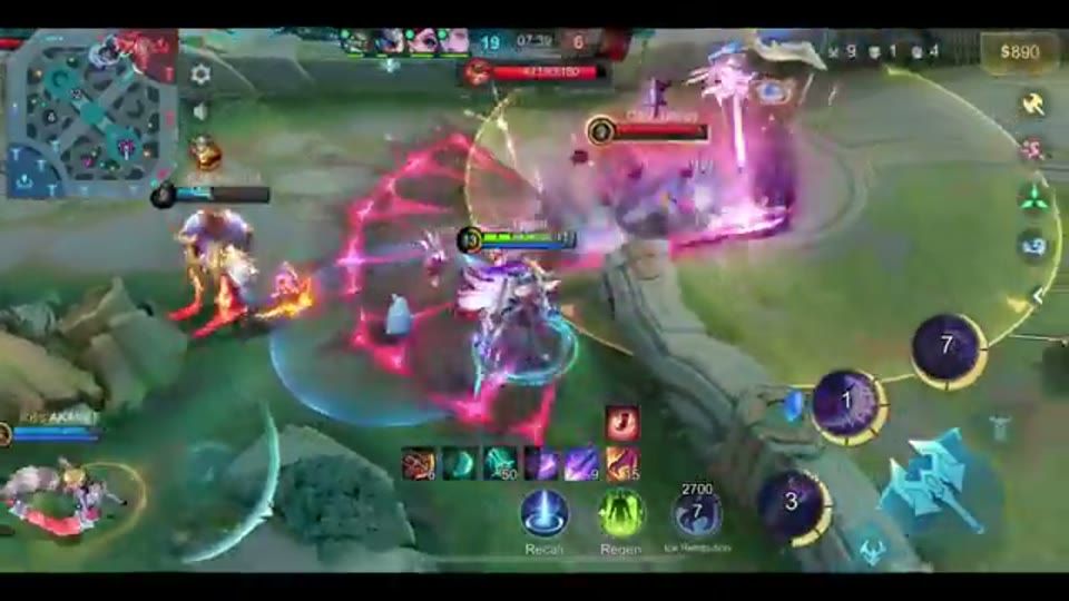 Combate en juego medio con Alpha usando War Axe y Hunter Strike