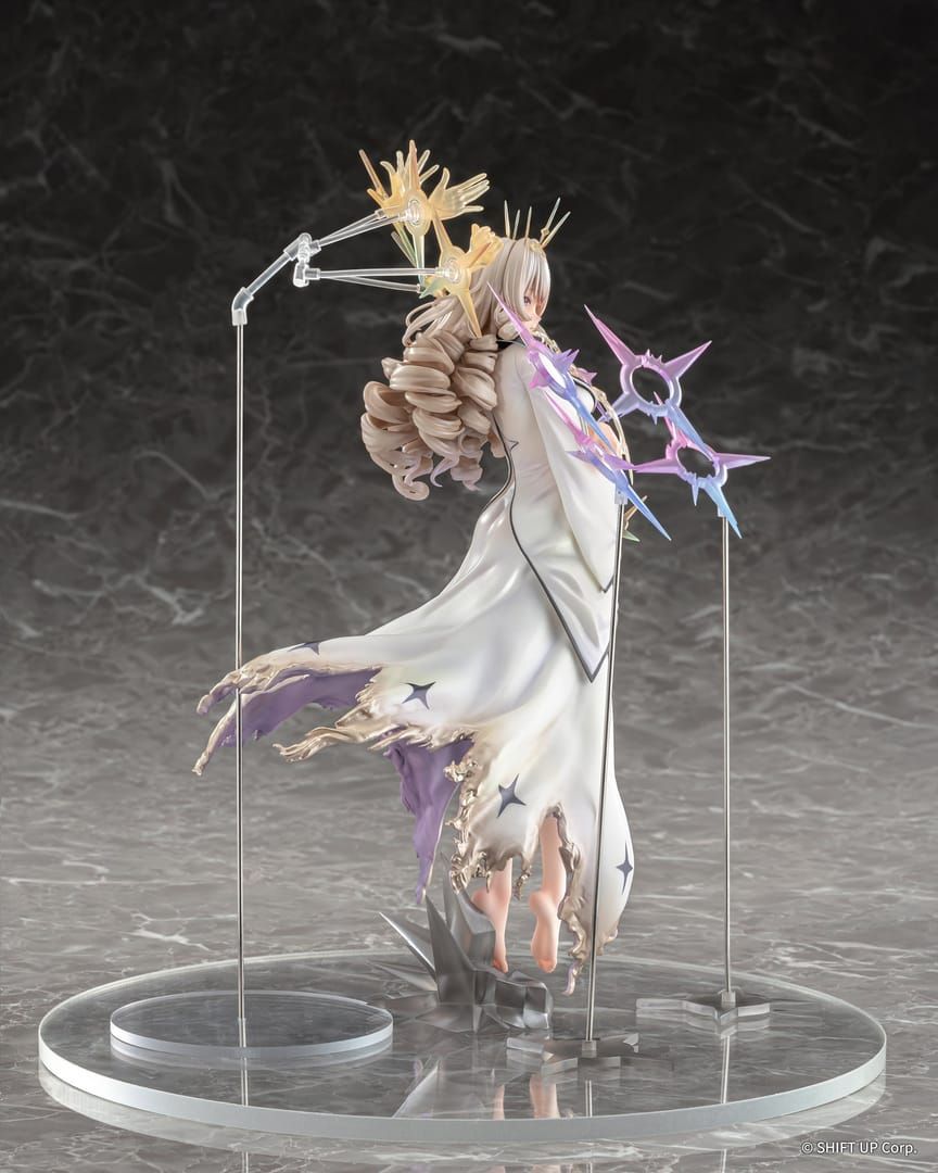 Comparison of NIKKE units Prika, Crown, Red Hood and Cinderella in Goddess of Victory NIKKE