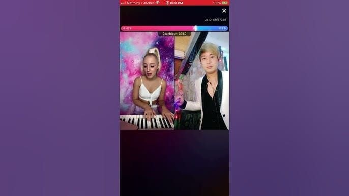 Tangkapan layar PK streamer multi-host Uplive yang sukses