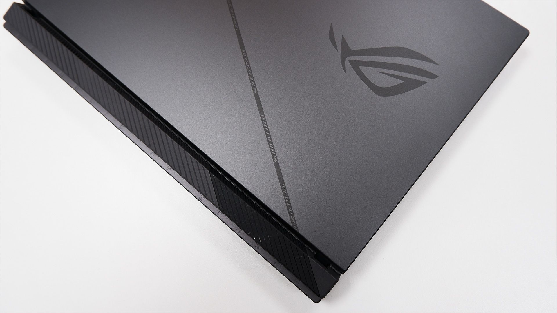 ROG Magic 2024 High-Performance Gaming Laptop Unboxing Pictures