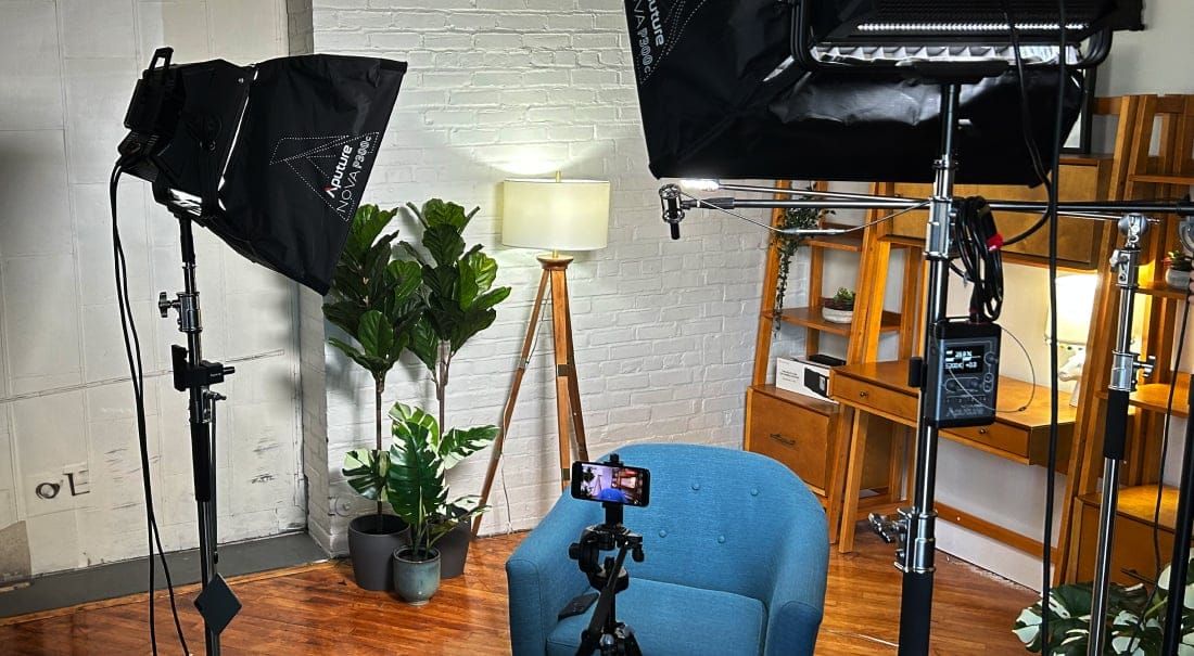 Optimal lighting setup for BIGO Live streaming showing natural window lighting with appropriate filter settings