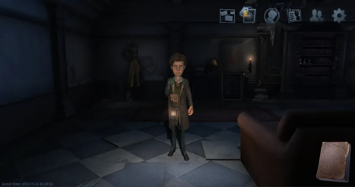 Antarmuka lobi co-op Identity V dengan status online dan peran