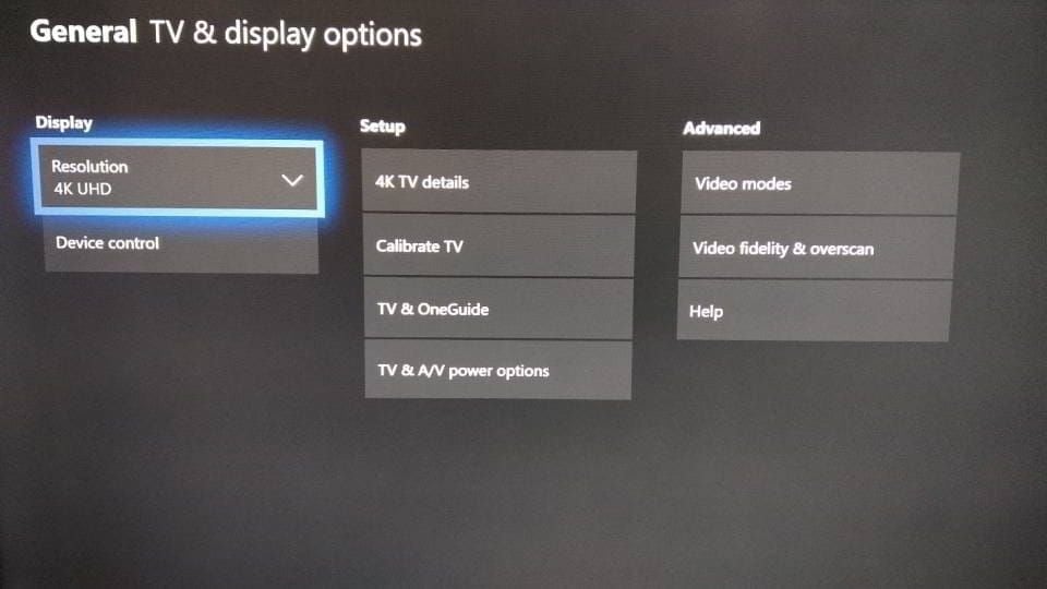 Xbox HDR configuration menu displaying HDR10 options and calibration settings