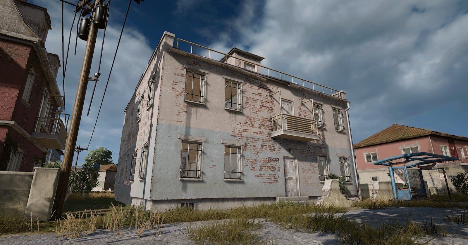 PUBG Mobile multi-story building showing different floor levels for audio positioning practice