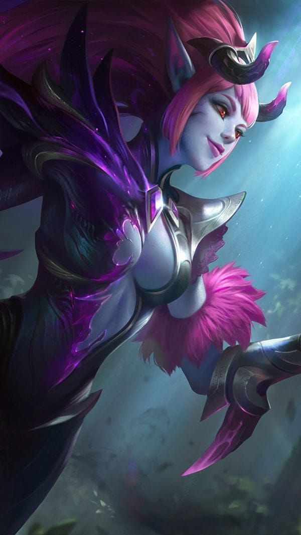 Mobile Legends heroes Saber and Selena for brush trap setups