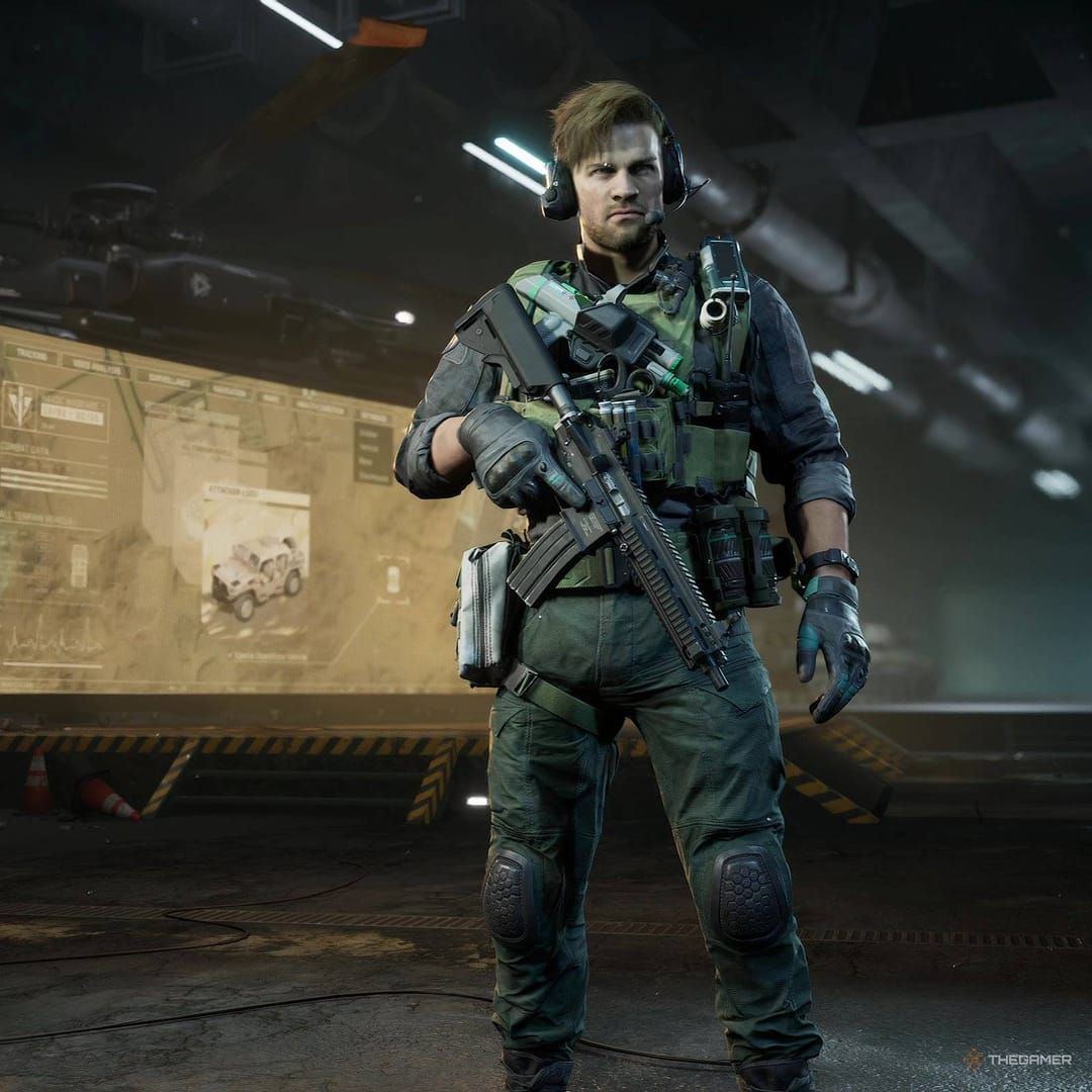 Delta Force operator selection screen showing different character classes and their abilities