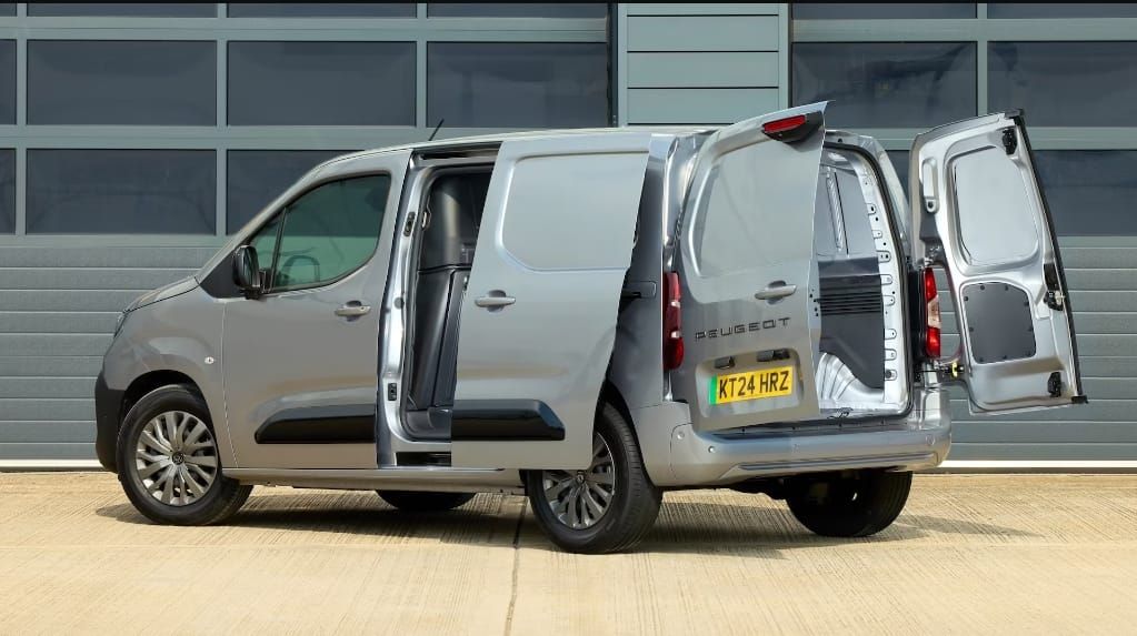 دليل اختيار كمية جواهر بيجو لايف في المحفظة