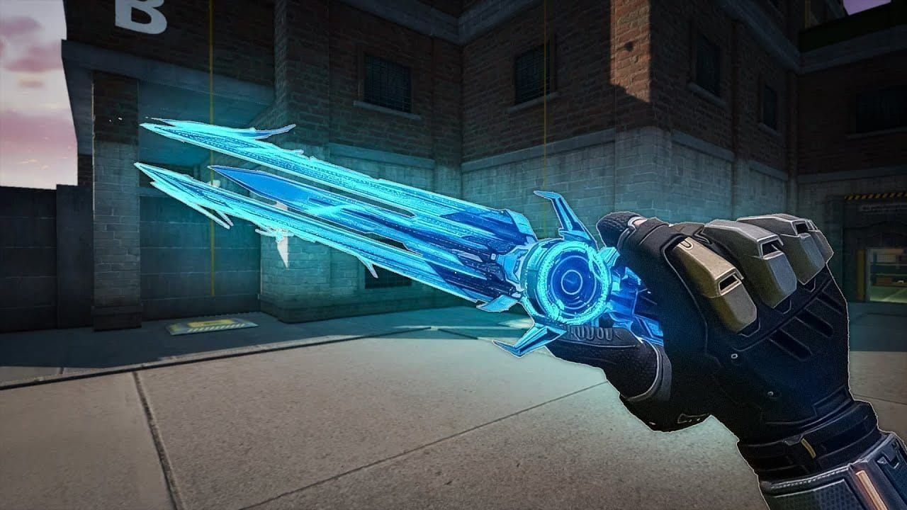 ROI comparison chart: Blood Strike Elite Strike Pass vs Pivot Valor gold costs and rewards