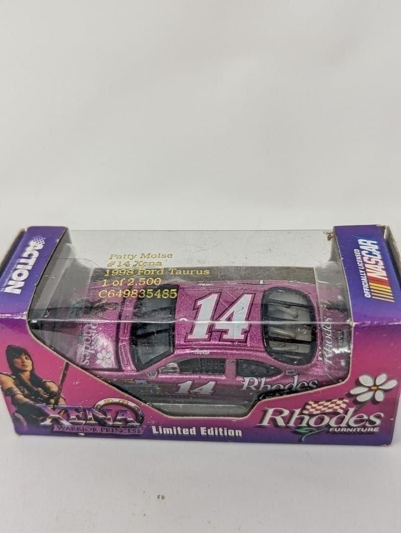 Xena Live Super Car gift equipment for 680,000 coins