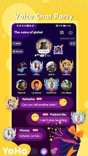 YoHo: Group Voice Chat v2.5 premium voice filters menu with Crystal Clear HD, Echo & Reverb, and others